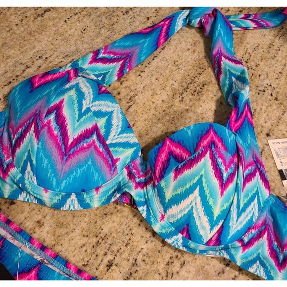 NEW Marilyn Monroe Swim Size L Two Piece Bikini Strappy Halter Blue Pink Chevron - Picture 6 of 10